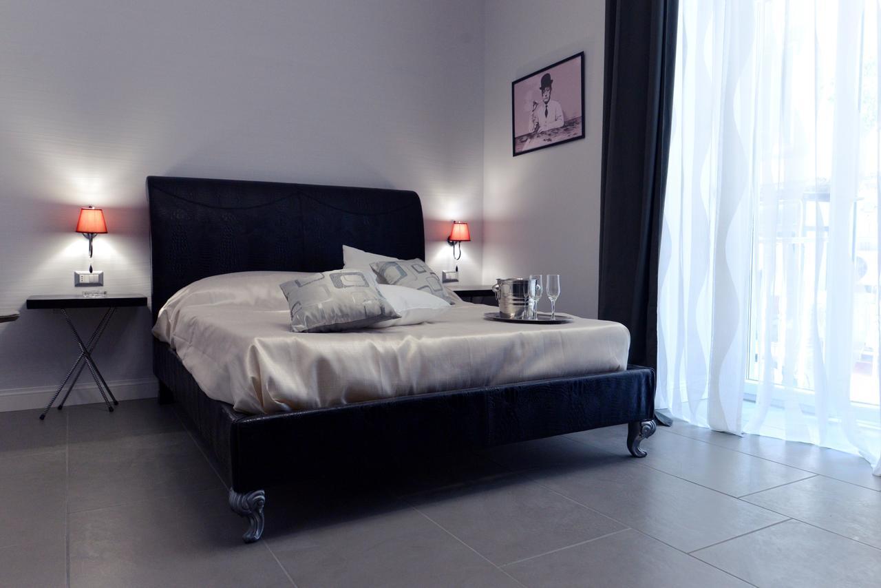 Chiaia Roof Bed & Breakfast Napoli Ngoại thất bức ảnh